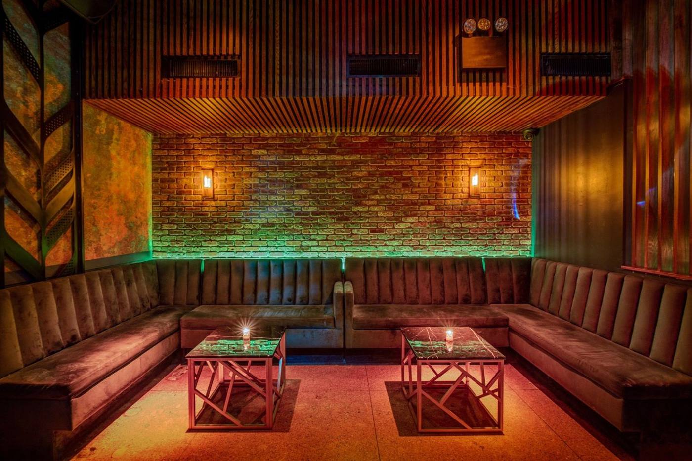 Banquette seating on the main floor